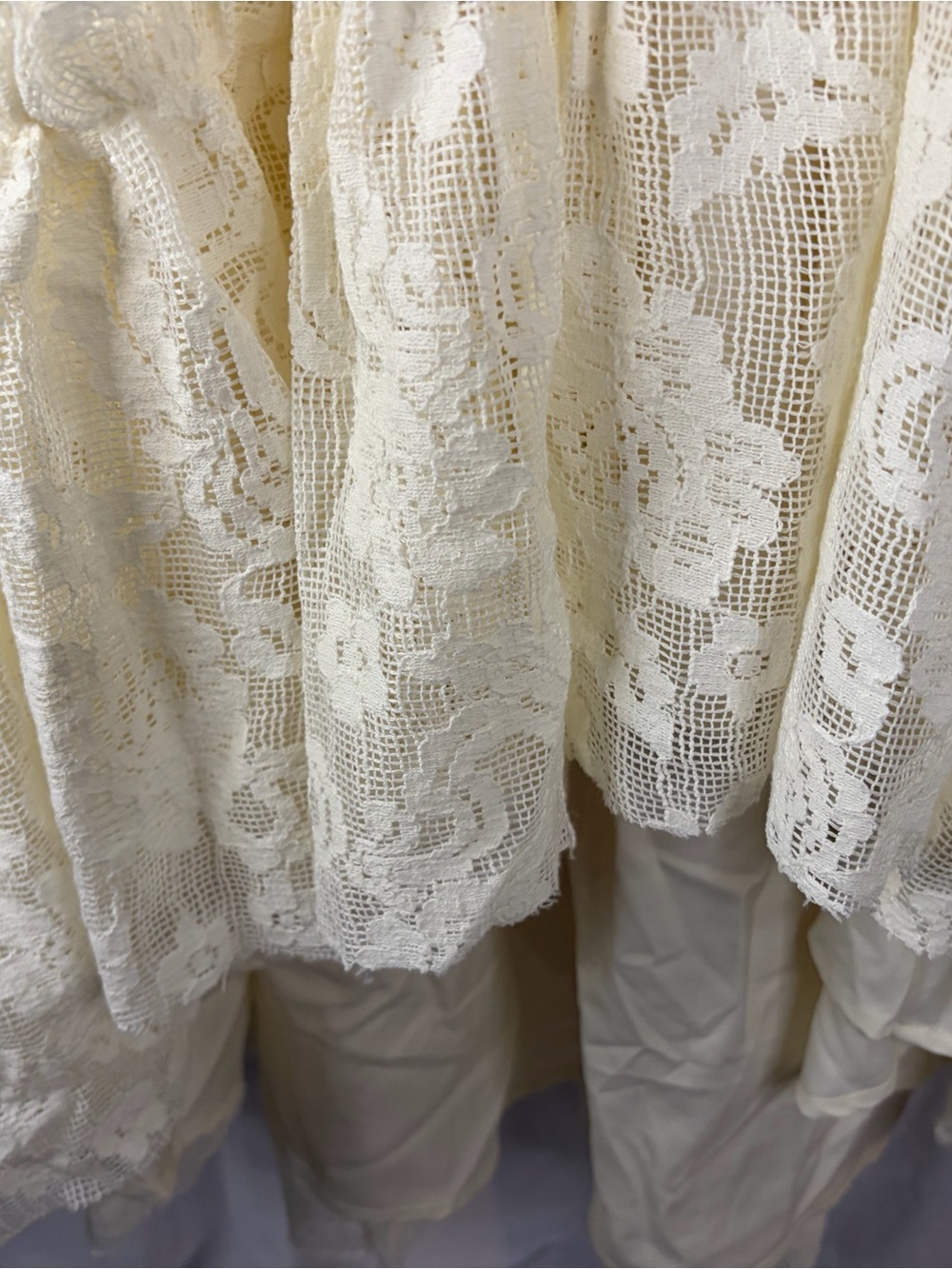 Joyfolie Marline Dress Cream Lace High-Low Halter Open Back Women’s Size Small - Picture 4 of 12